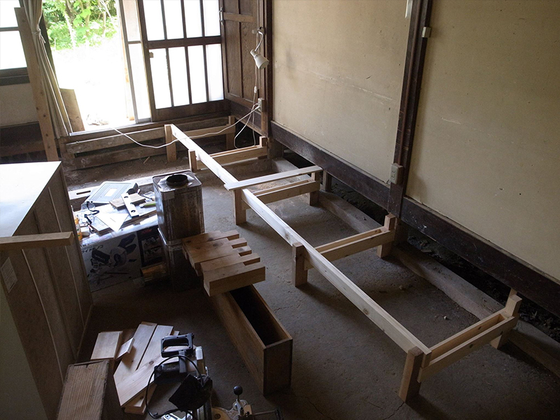 澤谷君とクレモンの土間の改修